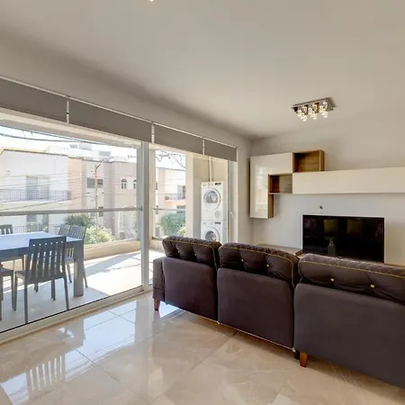 Apartment Marvellous 3br In St Julians