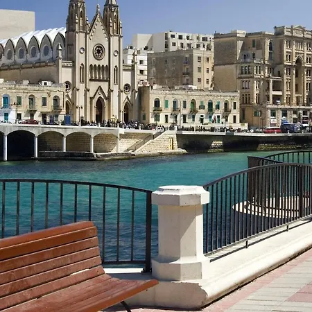 Marvellous 3br In St Julians Apartment *