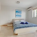 Marvellous 3br In St Julians *