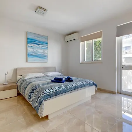 Marvellous 3br In St Julians