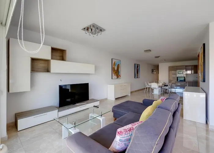 Marvellous 3br In St Julians San Julián