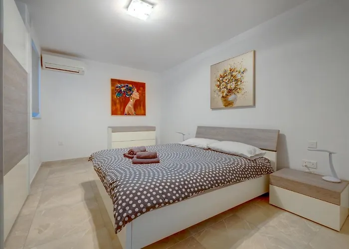 Marvellous 3br In St Julians