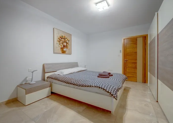 Apartamento Marvellous 3br In St Julians San Julián